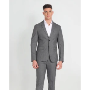 Men’s Solid Tailored Fit Formal Suit