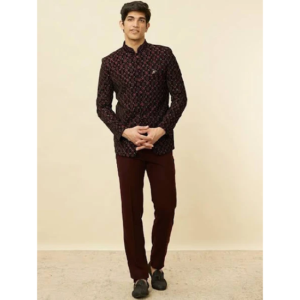 Men Embroidered Bandhgala Suit